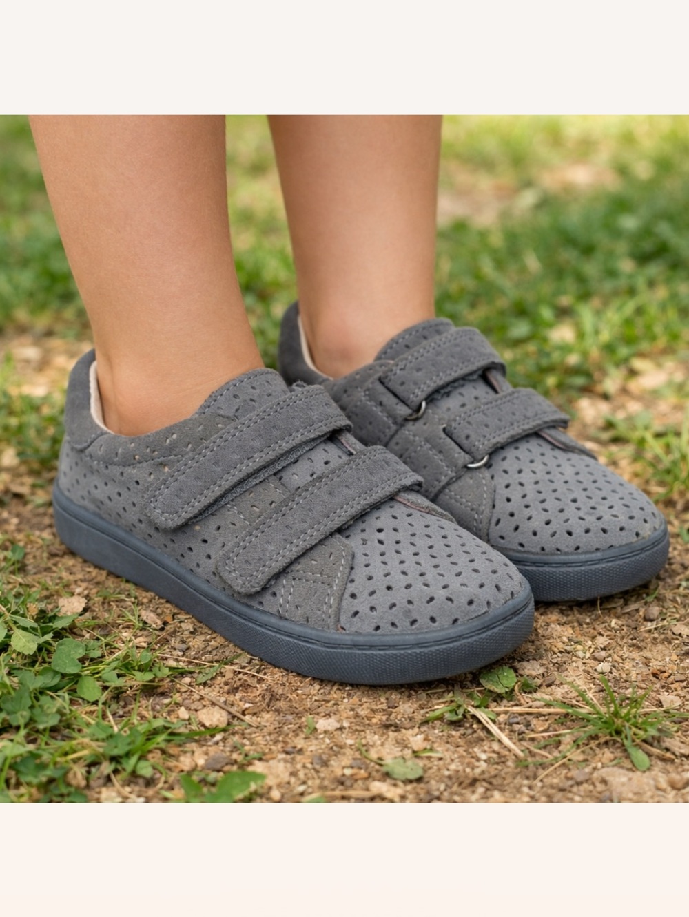 NEW AKID Gray Perforated Suede Hook & Loop Sneakers SLIP ON SHOES SZ 3 YR